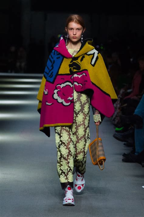 burberry fw18 vogue|Altro.